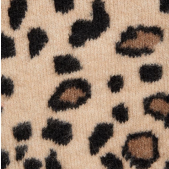 NEW Halogen Leopard Spot Crewneck Pullover Sweater - Picture 4 of 12